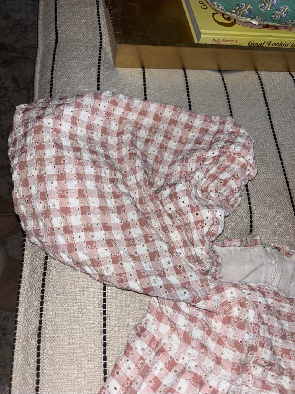Storia Pink and White Gingham Eyelet Puff-Sleeve Dress - Picture 4 of 6